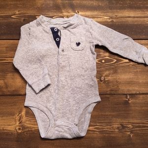 ✨3/10$ Carter bodysuit 12m